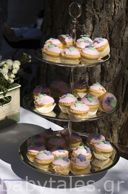 Γλυκές Λιχουδιές: Ρομαντικά cupcakes βάπτισης