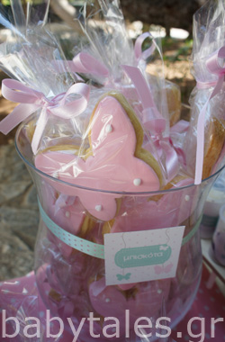 ΡΟΖ ΧΡΩΜΑ: Ροζ μπισκότακια πεταλουδίτσες