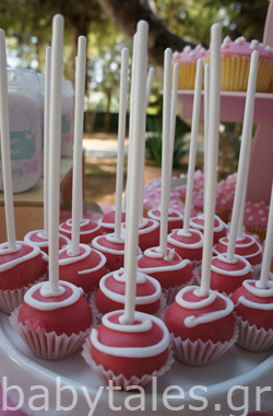 ΡΟΖ ΧΡΩΜΑ: Ολόγλυκα ροζ cake pops